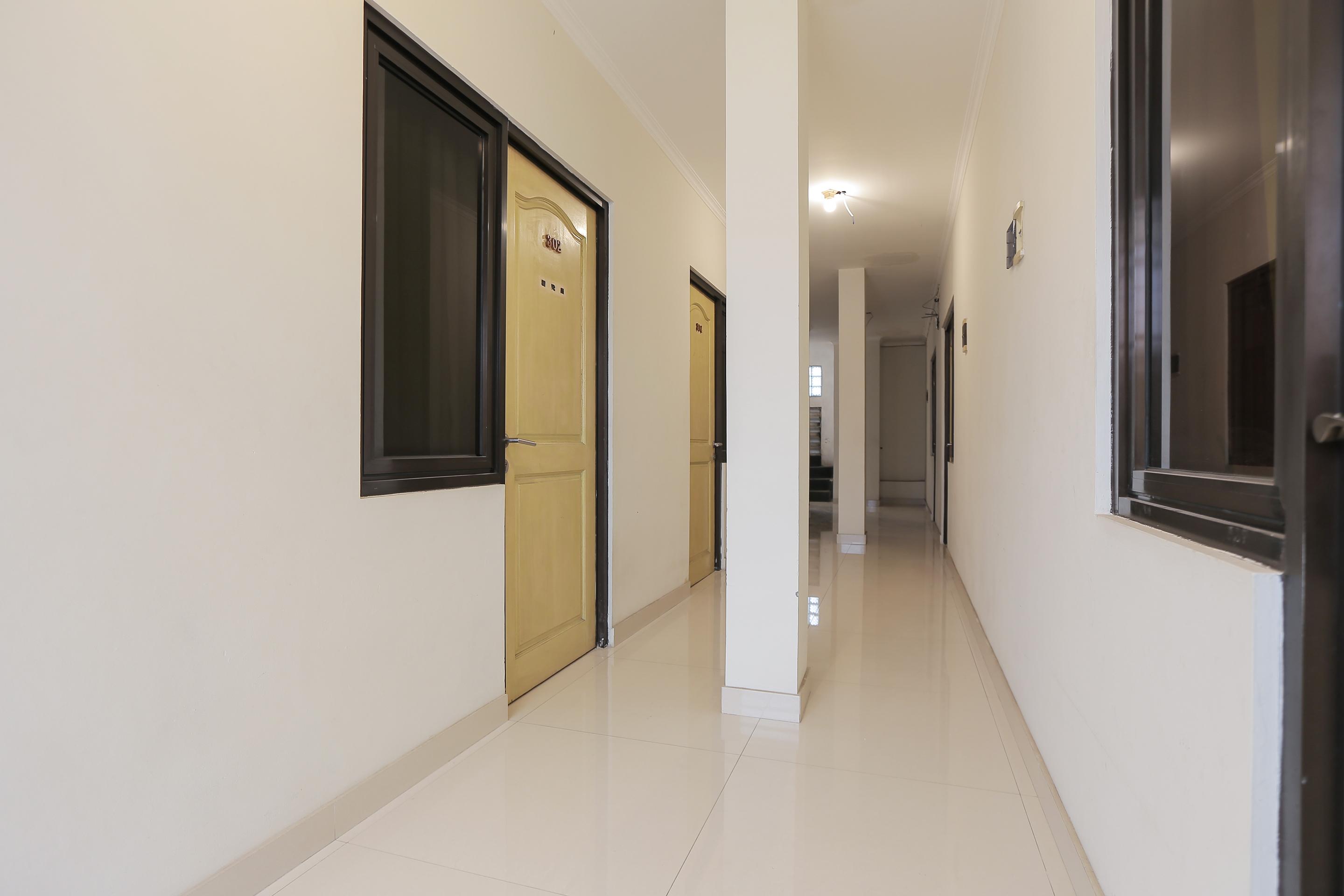 Super Oyo Capital O 141 Fatmawati Cozy Residence Jakarta Exterior foto